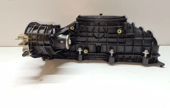 Mercedes-Benz C W204 Intake manifold A6510900037