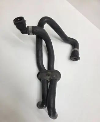 Audi A4 S4 B5 8D Engine coolant pipe/hose 8D0819373N