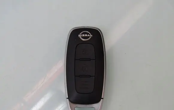 Nissan X-Trail T33 Ignition key/card S180146100 XTRAIL