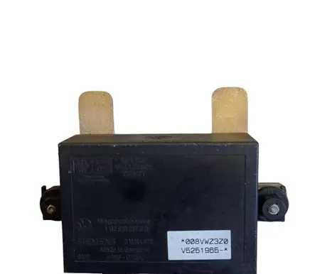 Volkswagen Polo III 6N 6N2 6NF Immobilizer control unit/module 6K0953221A