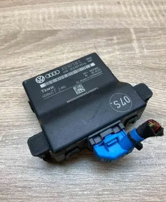 Volkswagen PASSAT B6 Gateway control module 3C0907530C 3C0907951A WithPlug