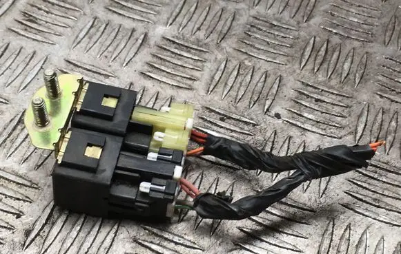 Hyundai Trajet Other relay 3961039200