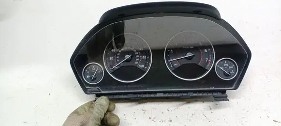 BMW 3 F30 F35 F31 Speedometer (instrument cluster) 14369510
