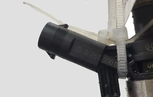 Audi A5 8T 8F Fuel injector 06H906036F 0261500057