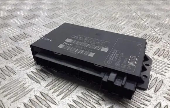 Seat Exeo (3R) Central body control module 8E0959433CL