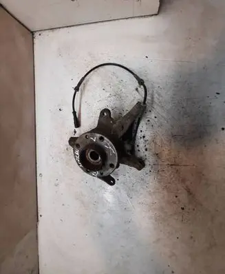 Renault Megane I Front wheel hub