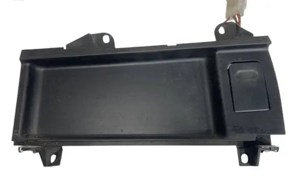 BMW 5 E39 Cigarette lighter front 8159694 51168159694