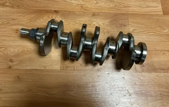 Ford Mondeo MK IV Crankshaft 30725011