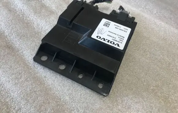 Volvo S90, V90 Tailgate/trunk control unit/module 31676622 C81045105 31676621