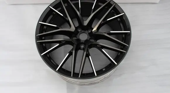 Nissan GT-R R20 alloy rim 6HT1A