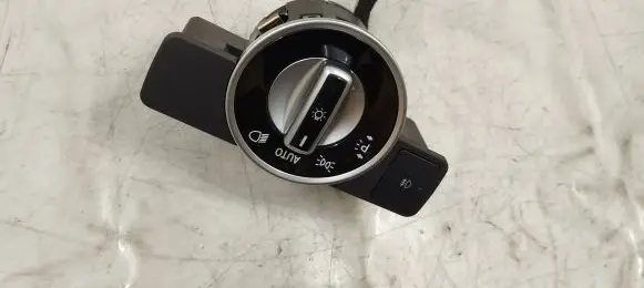 Mercedes-Benz GLE (W166 - C292) Light switch