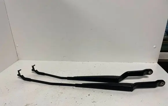 Renault Espace IV Front wiper blade arm 8200014896E 8200014895E