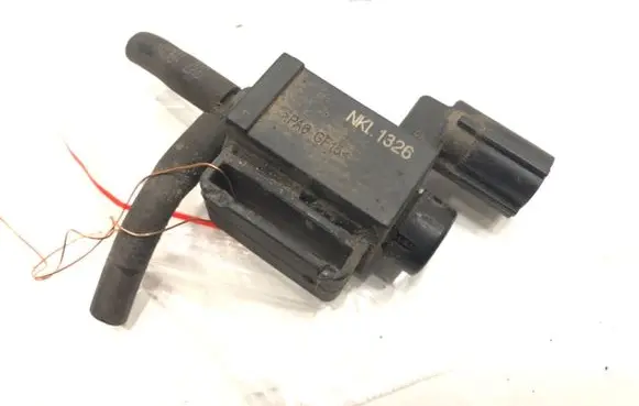 Hyundai i30 Fuel pressure regulator 