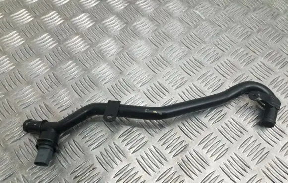 Volkswagen Tiguan Engine coolant pipe/hose 5N0121070L