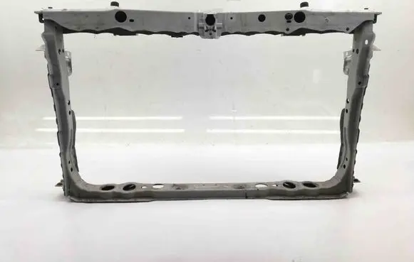 Toyota Prius (XW30) Radiator support slam panel