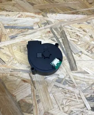 Headlight part