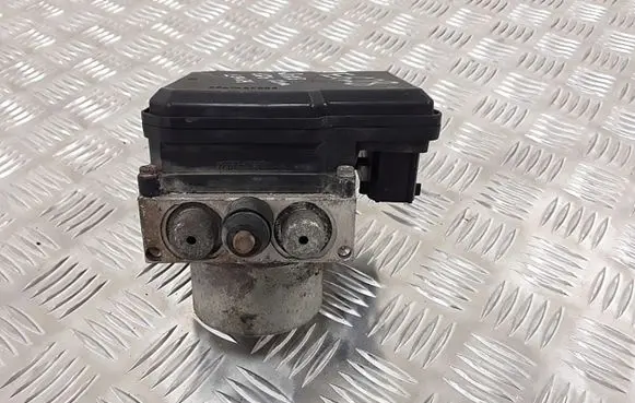 Nissan Juke I F15 ABS Pump E28210063