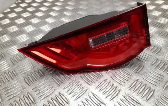 Jaguar F-Pace Rear/tail lights HK8315K272AA