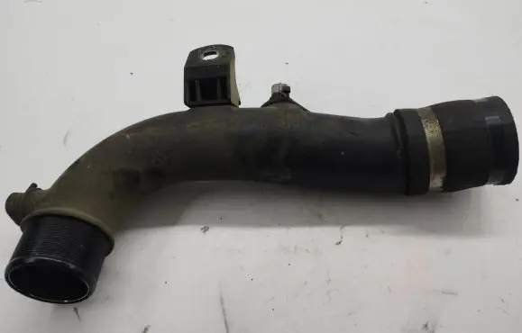 Toyota Corolla Verso AR10 Intercooler hose/pipe 173620R011
