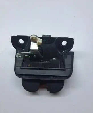 Audi A3 S3 A3 Sportback 8P Tailgate/trunk/boot lock/catch/latch 8P3827520A