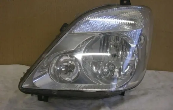 Mercedes-Benz Sprinter W906 Headlight/headlamp
