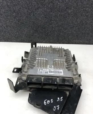 Peugeot 607 Engine control unit/module 9658198080