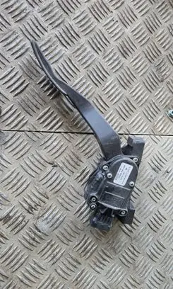 Mitsubishi Colt Accelerator throttle pedal A4543000304 6PV00886600 MN125792