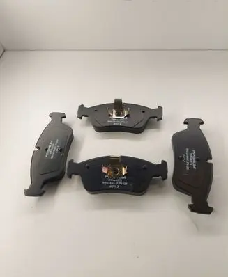 BMW Z4 E85 E86 Brake pads (front) LP1421