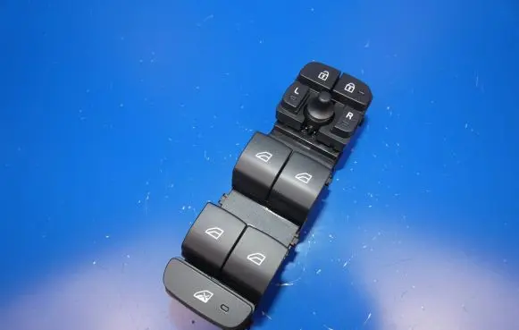 Volvo XC40 Electric window control switch 32279442 3J2794 P32279442