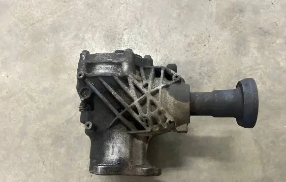 Volvo XC60 Gearbox transfer box case P31280844 7070010790