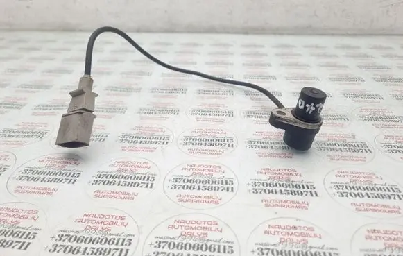 Audi A6 S6 C5 4B Crankshaft position sensor 0261210179 078906433B