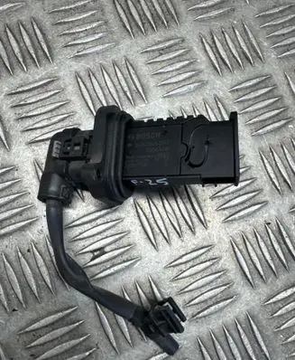 BMW X3 F25 Mass air flow meter 8506408 0281006092 283077100