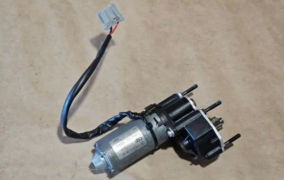 Mercedes-Benz SL R230 Seat adjustment motor 2158200542 A2158200542 1122201
