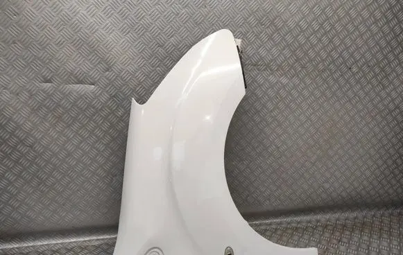 Peugeot Partner Fender