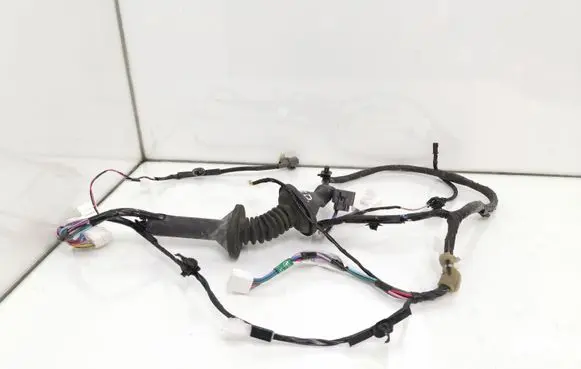 Mitsubishi ASX Front door wiring loom 8512B728