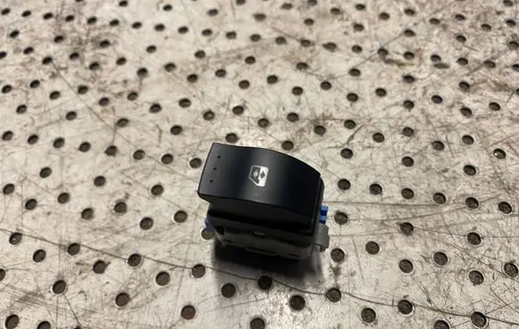 Renault Master III Electric window control switch