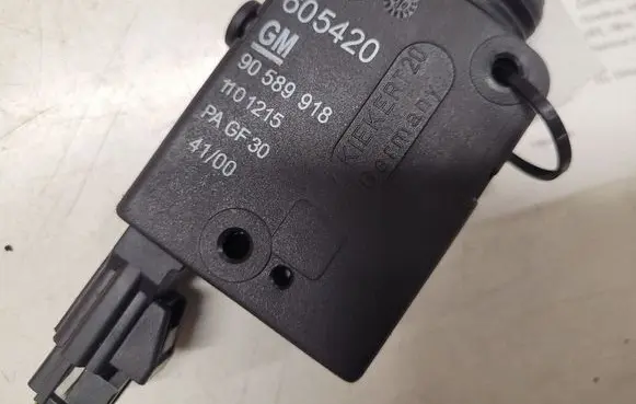Opel Zafira A Central locking motor 90589918 1101215