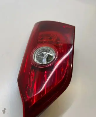 Infiniti Q50 Tailgate rear/tail lights W0698