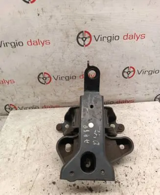 Toyota Aygo AB10 Engine mount bracket 12372yV010