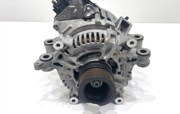 Volvo XC60 Generator/alternator 32300720