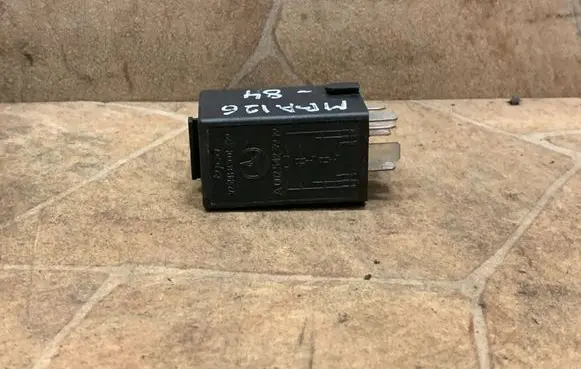 Mercedes-Benz SL R230 Other relay A0025423919