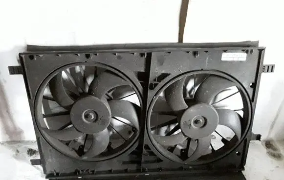 Chrysler Sebring (JS) Electric radiator cooling fan 1115107VE