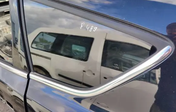 Ford Kuga II Rear side window 43R001604 DOT682AS3M5540