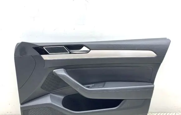 Volkswagen PASSAT B8 Front door card panel trim 3G1867012