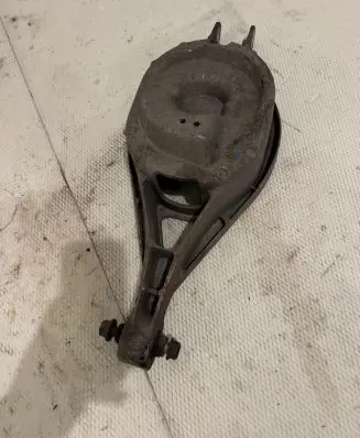 Infiniti FX Rear control arm