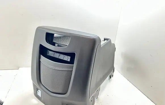Cadillac Escalade IV Center console 2470663