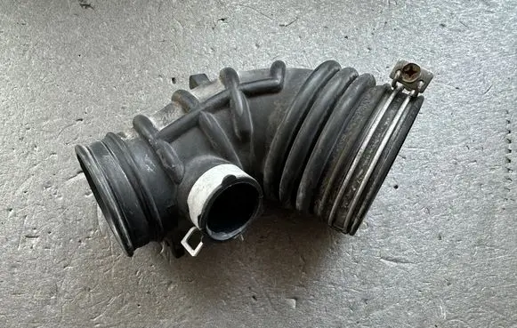 Nissan Patrol Y61 Cabin air duct channel 16578VC103