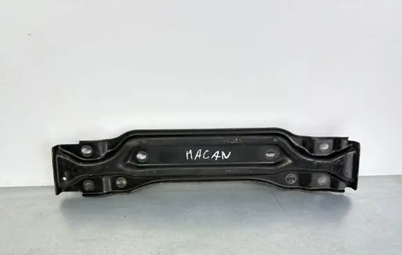 Porsche Macan (95B) Other under body part 8R0804813