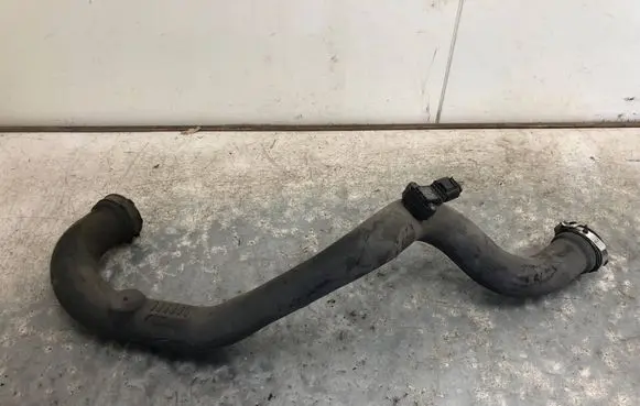 Audi A4 S4 B8 8K Intercooler hose/pipe 8K0145673AL