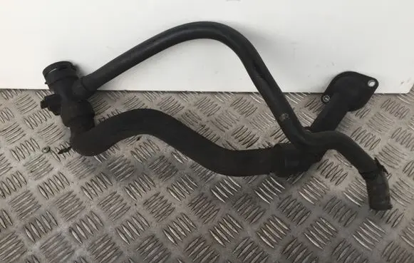 Audi A4 S4 B7 8E 8H Engine coolant pipe/hose 8E0121049T